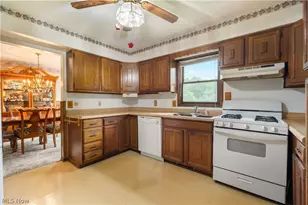 4249 Tapper Rd, Norton, OH 44203 - Photo 11