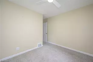 2751 Valley Rd, Cuyahoga Falls, OH 44223 - Photo 13