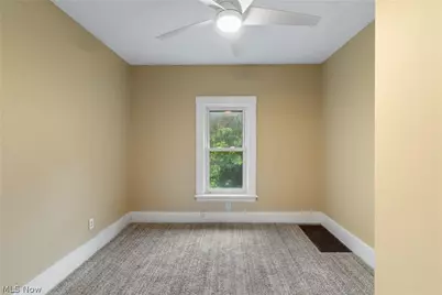 2371 Greensburg Road, Green, OH 44720 - Photo 11