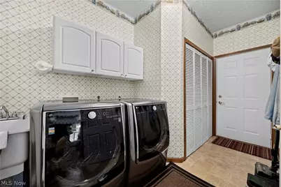 2400 Worthington Place, Avon, OH 44011 - Photo 15