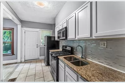 7507 Lawnview Avenue, Loveland, OH 44103 - Photo 15