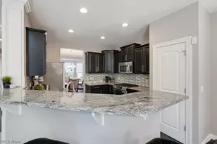 3413 Stillwood Blvd, Stow, OH 44224 - Photo 9