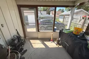 1150 Dayton St, Akron, OH 44310 - Photo 7