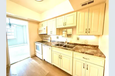 19015 Van Aken Boulevard, Huber Heights, OH 44122 - Photo 3