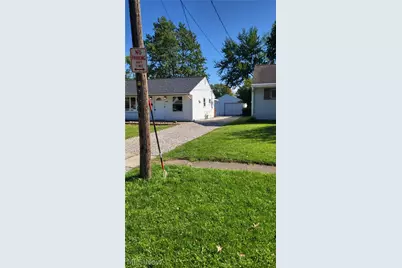940 Oakwood Drive, Elyria, OH 44035 - Photo 13