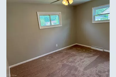 940 Oakwood Drive, Elyria, OH 44035 - Photo 11
