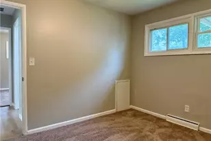 940 Oakwood Dr, Elyria, OH 44035 - Photo 7