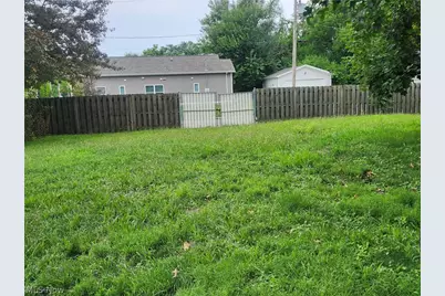2922 Minnie Avenue, Loveland, OH 44104 - Photo 3
