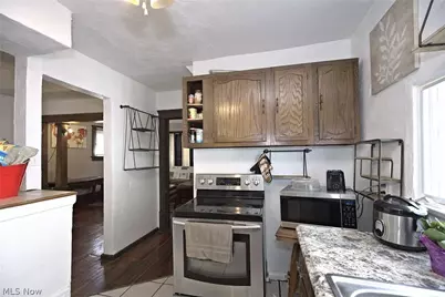1375 Hart Street, Akron, OH 44306 - Photo 9