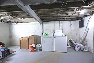 1375 Hart Street, Akron, OH 44306 - Photo 27
