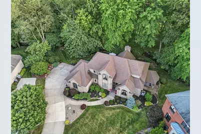 4183 Lochness Circle NW, Canton, OH 44718 - Photo 5