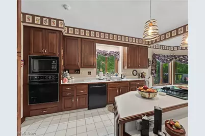 4183 Lochness Circle NW, Canton, OH 44718 - Photo 13
