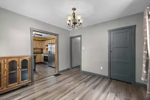 567 W 44th St, Shadyside, OH 43947 - Photo 5