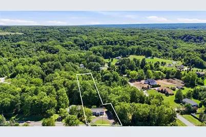 7090 Euclid Chardon Road, Kirtland, OH 44094 - Photo 3