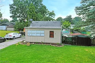 42 Dangel Ave, Akron, OH 44312 - Photo 3