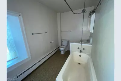 8279 Baumhart Road, Vermilion, OH 44089 - Photo 21