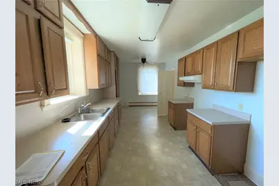 8279 Baumhart Road, Vermilion, OH 44089 - Photo 13