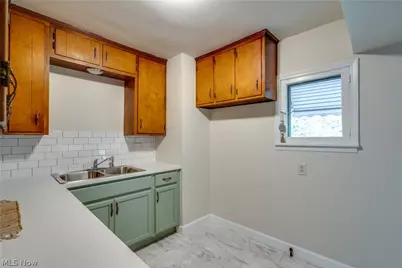 428 Kline Avenue, Akron, OH 44305 - Photo 15