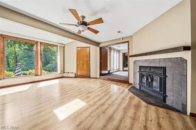 10182 Mulberry Road, Chardon, OH 44024 - Photo 7