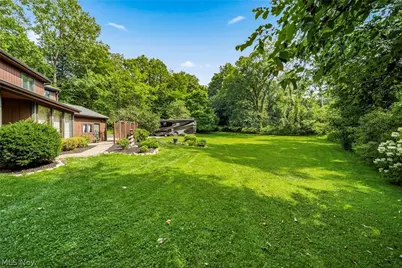 10182 Mulberry Road, Chardon, OH 44024 - Photo 31