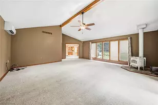10182 Mulberry Rd, Chardon, OH 44024 - Photo 13