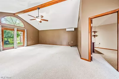 10182 Mulberry Road, Chardon, OH 44024 - Photo 11