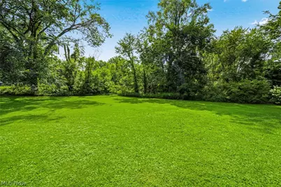 10182 Mulberry Road, Chardon, OH 44024 - Photo 29