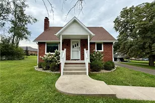 2476 Ravenna Ave NE, East Canton, OH 44730 - Photo 3