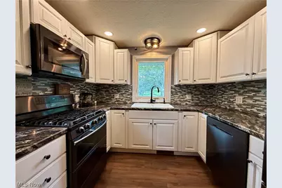 2476 Ravenna Avenue NE, East Canton, OH 44730 - Photo 13