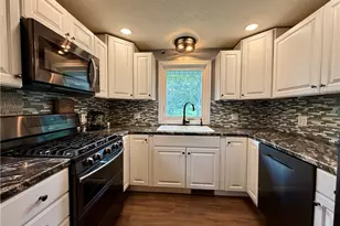 2476 Ravenna Ave NE, East Canton, OH 44730 - Photo 13
