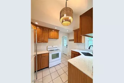 2007 32nd Street NW, Canton, OH 44709 - Photo 11