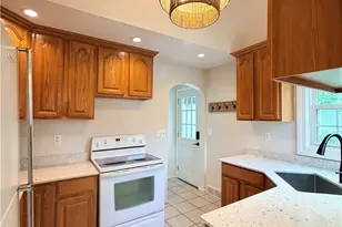 2007 32nd St NW, Canton, OH 44709 - Photo 11
