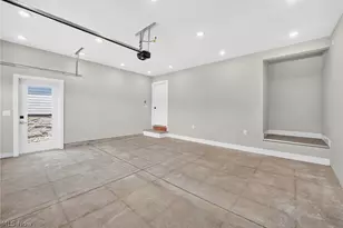 302 Ridgewater Dr, Elyria, OH 44035 - Photo 25