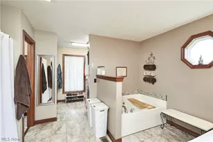 12399 Bridgemont Ave NW, Uniontown, OH 44685 - Photo 17