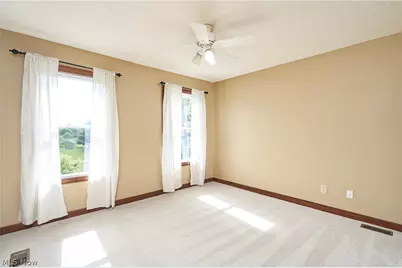 12399 Bridgemont Avenue NW, Uniontown, OH 44685 - Photo 19