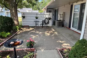 8140 Independence Dr, Mentor, OH 44060 - Photo 3