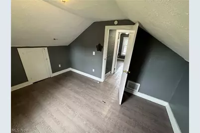 520 Ardella Avenue, Akron, OH 44306 - Photo 29