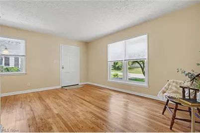 2554 23rd Street, Cuyahoga Falls, OH 44223 - Photo 9