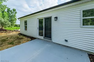 5363 Mallard Cir, Kent, OH 44240 - Photo 3