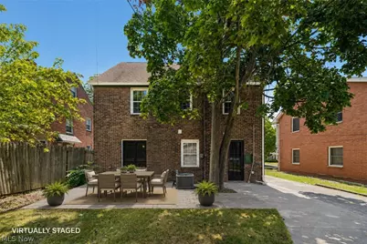 16809 Scottsdale Boulevard, Huber Heights, OH 44120 - Photo 3
