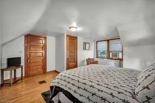 852 Starkweather, Loveland, OH 44113 - Photo 17