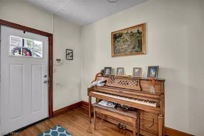 852 Starkweather, Loveland, OH 44113 - Photo 3