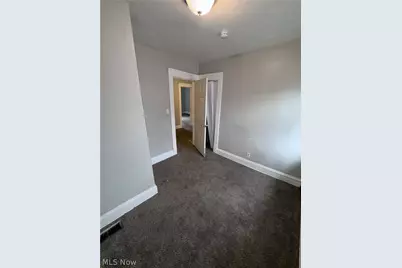 11205 Continental Avenue, Loveland, OH 44104 - Photo 7