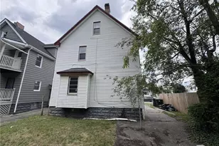 11205 Continental Ave, Loveland, OH 44104 - Photo 3