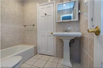 2685 Rocklyn Road, Huber Heights, OH 44122 - Photo 25