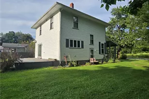 429 S Amboy Rd, Conneaut, OH 44030 - Photo 5