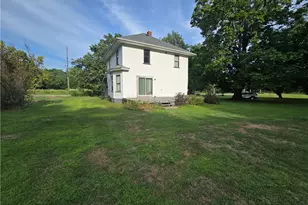 429 S Amboy Rd, Conneaut, OH 44030 - Photo 3