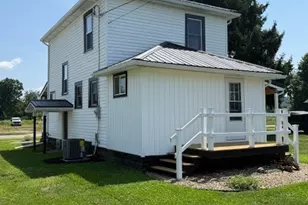 562 Heller Dr, Newcomerstown, OH 43832 - Photo 7