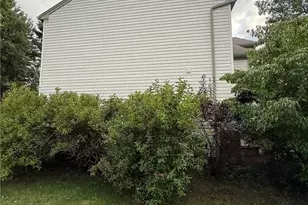 8700 Chesea Ct, Northfield, OH 44067 - Photo 3