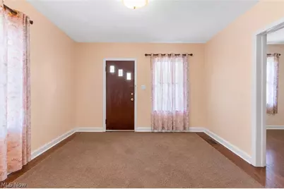 18914 Neff Road, Loveland, OH 44119 - Photo 5